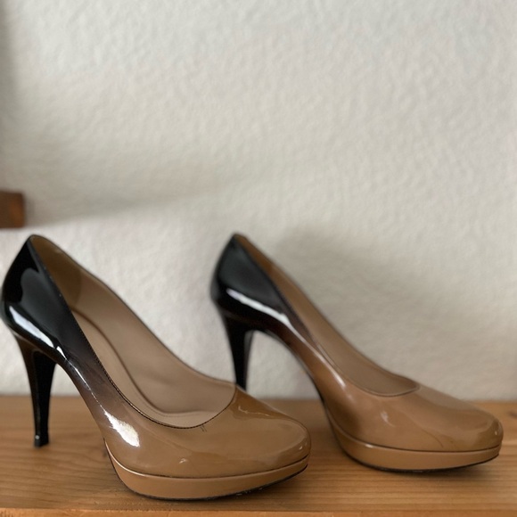 Prada Beige/Black Degrade Patent Leather Platform Pumps Size 8.5/39 - Picture 5 of 12